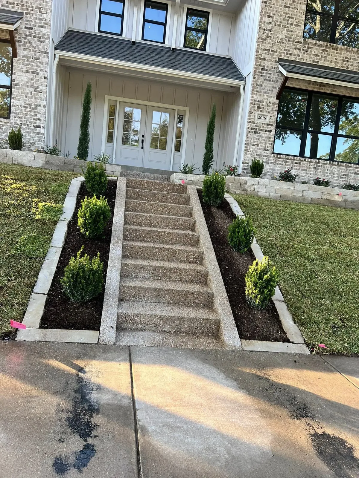 Landscaping & Flower Beds — GreenRiver Landscaping, Bryan, Texas